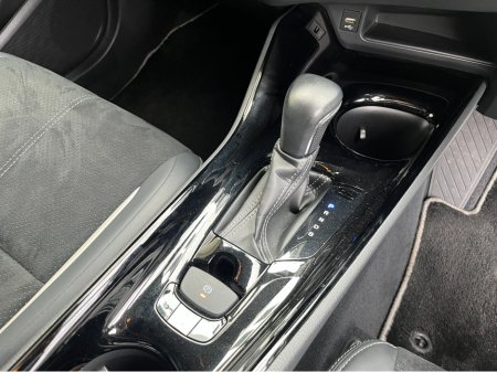 2022 Toyota C-HR GR SPORT AUTOMATIC HYBRID 1.8 PETROL //HALF LEATHER HEATED SEATS//ADAPTIVE CRUISE CONTROL//KEYLESS ENTRY//REVERSE CAMERA// €29,950 thumbnail