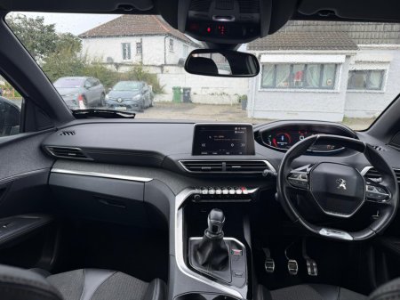 2017 Peugeot 3008 - thumbnail 11