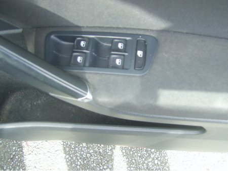 2018 Volkswagen Golf - thumbnail 12