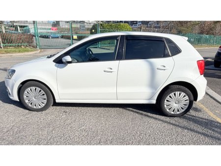 2015 Volkswagen Polo - thumbnail 6