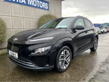 2023 Hyundai Kona KAUAI PREMIUM 64KWH EV //FULL LEATHER//HEATED SEATS AND STEERING WHEEL//REVERSE CAMERA//SAT NAV//KRELL SOUND SYSTEM// €23,950 thumbnail