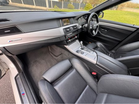 2016 BMW 5 Series - thumbnail 3