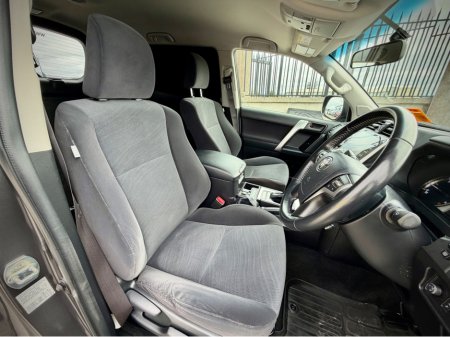 2024 Toyota Landcruiser - thumbnail 10