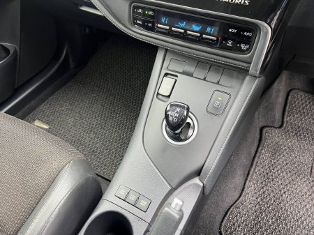 2016 Toyota Auris - thumbnail 10