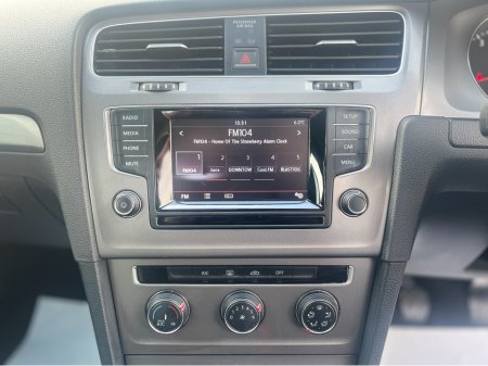 2013 Volkswagen Golf - thumbnail 12