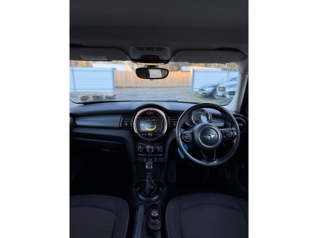 2015 MINI Hatch - thumbnail 40