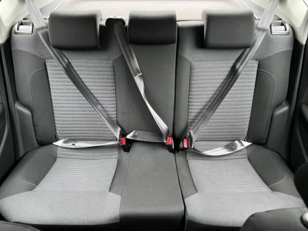 2013 Volkswagen Polo COMFORTLINE 1.2 TSI // SERVICE HISTORY // AIR CONDITIONING // 2 KEYS €8,950 thumbnail