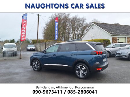 2023 Peugeot 5008 - thumbnail 6