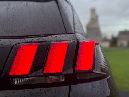 2018 Peugeot 3008 1.5 BlueHDi 130bhp Allure €14,550 thumbnail