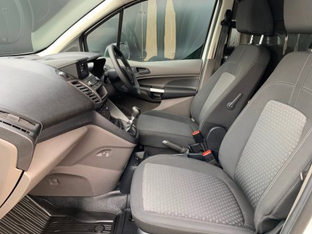 2022 Ford Transit Connect TREND 1.5 TDCI 120 PS LWB 250 // PRICE EXCL. VAT // ALLOY WHEELS, BODY COLOURED BUMPERS AND MIRRORS // STUNNING CONDITION // 09/26 CVRT // TIMING BELT €12,154 thumbnail