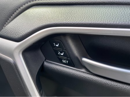 2020 Toyota Rav4 - thumbnail 14