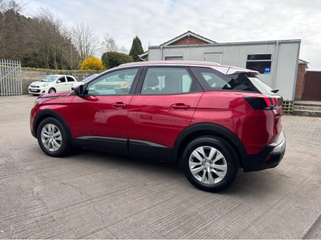 2018 Peugeot 3008 - thumbnail 2