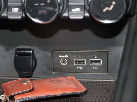 2021 Renault Captur E-tech P S Edition E-tech Plug-in Hybri €19,499 thumbnail