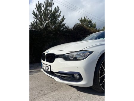 2016 BMW 3 Series - thumbnail 12