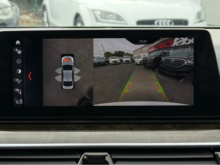 2017 BMW 5 Series - thumbnail 23