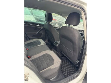 2016 Volkswagen Golf 1.4 TSI 5DR 150HP Highline €13,999 thumbnail