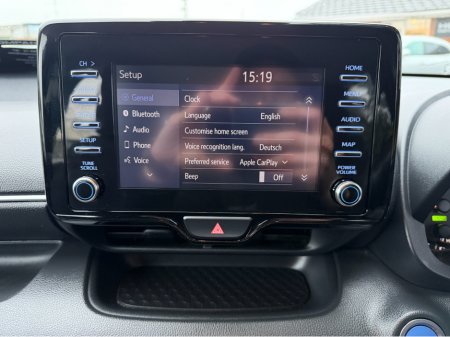 2023 Toyota Yaris 1.5 HYBRID LUNA..rear camera..warranty includedd €16,950 thumbnail