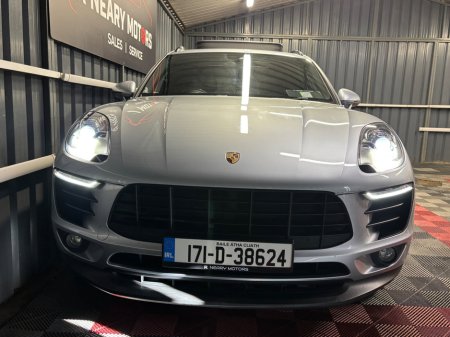 2017 Porsche Macan Macan S Diesel PDK €33,950 thumbnail