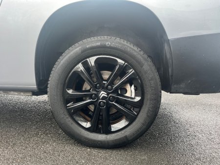 2024 Citroen Berlingo - view 4