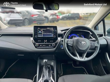 2023 Toyota Corolla LUNA 4DR AUTO €26,950 thumbnail