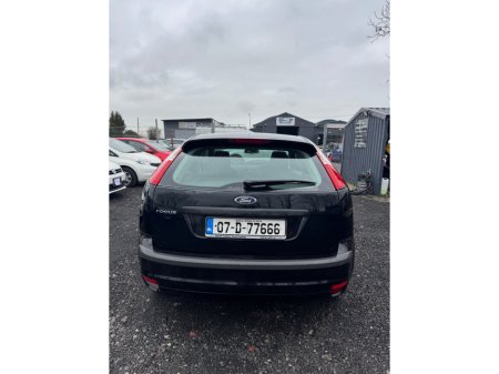 2007 Ford Focus - thumbnail 4