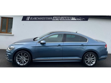 2018 Volkswagen Passat - photo 2