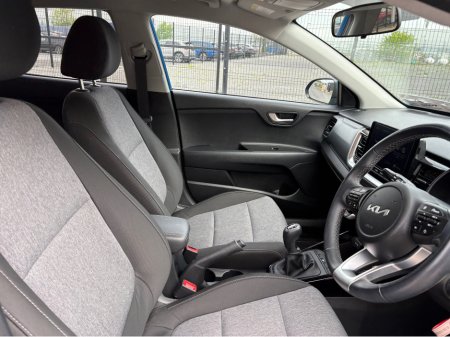 2024 Kia Stonic - photo 10