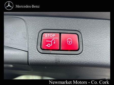 2025 Mercedes-Benz GLB - thumbnail 12