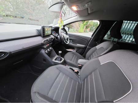 2022 Dacia Jogger 7 SEATER COMFORT TCE 110 5DR €14,950 thumbnail