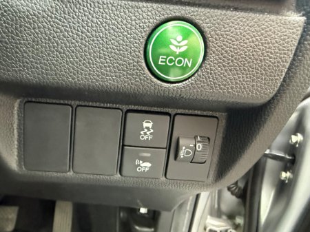 2018 Honda Fit - thumbnail 17