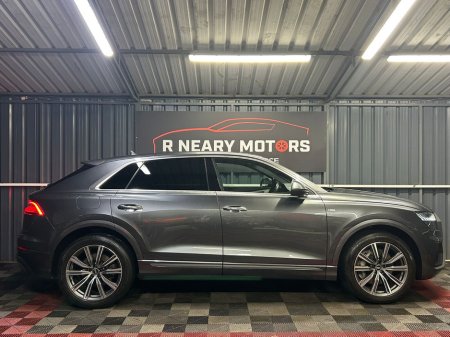 2021 Audi Q8 3.0TFSI e 55 S Line €64,950 thumbnail