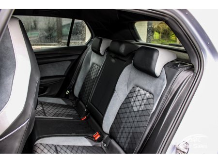 2024 Volkswagen Golf - thumbnail 25