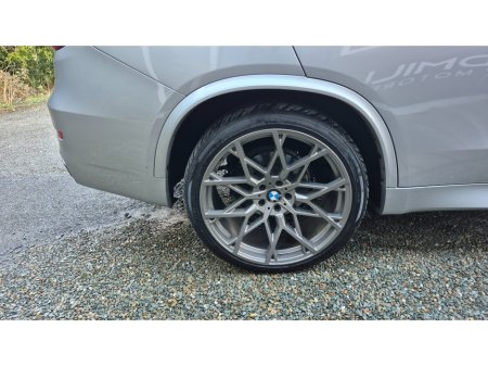 2016 BMW X5 XDRIVE40E M SPORT Z15H 4DR AUTO XD40E MSZ15H €26,950 thumbnail