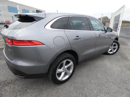 2020 Jaguar F-Pace - thumbnail 9