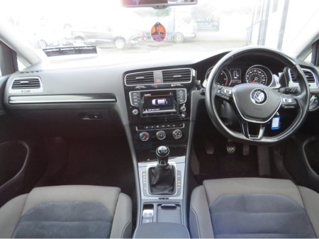 2014 Volkswagen Golf 2.0 TDI GT BLUEMOTION LOW MILEAGE        FSH €10,999 thumbnail