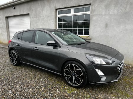 2020 Ford Focus - thumbnail 13