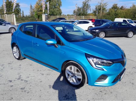 2022 Renault Clio - thumbnail 3