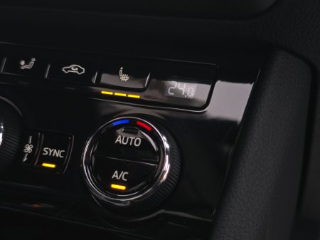 2018 Skoda Superb - thumbnail 29