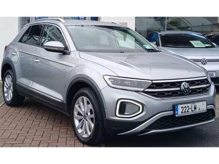 2022 Volkswagen T-Roc Style 2.0 TDI 116HP *WINTER PACK (HEATED FRONT SEATS & HEATED STEERING WHEEL) , REAR VIEW CAMERA*