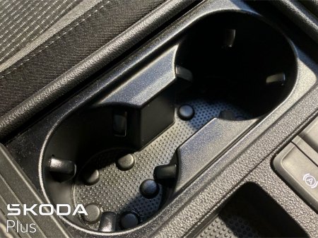 2025 Skoda Octavia Selection 1.5TSI 115bhp DSG mHEV €33,950 thumbnail