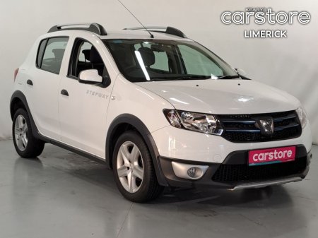 2015 Dacia Sandero Stepway TCe 90 S&S SIGNATURE €10,380 thumbnail