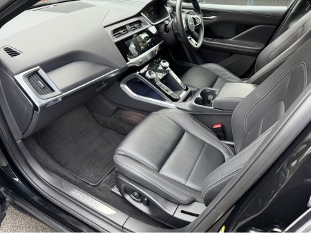 2024 Jaguar I-Pace 2 YEAR AA PLATINUM WARRANTY//R-DYNAMIC EV400 BLACK EDITION//IMMACULATE THROUGHOUT//PANORAMIC ROOF//SIMI AND AA DEALER €39,950 thumbnail