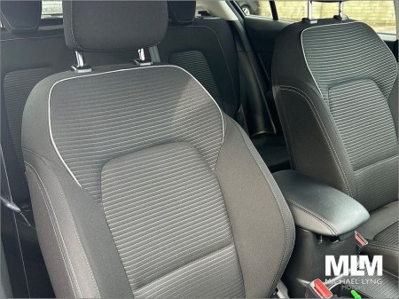 2024 Ford Focus 1.0L EcoBoost 125PS Titanium €28,495 thumbnail