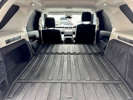 2019 Land Rover Discovery - thumbnail 16