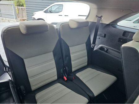 2016 Kia Sorento PLATINUM 5DR €12,950 thumbnail