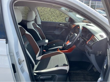 2020 Volkswagen T-Cross - thumbnail 10