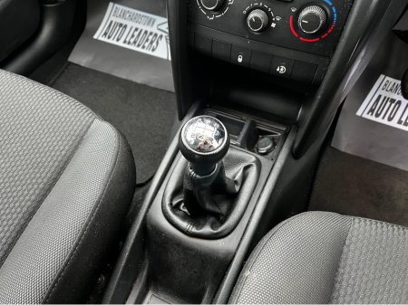 2011 Peugeot 207 1.4 SE 94 BHP LOW KM €2,900 thumbnail