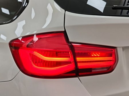 2018 BMW 3 Series - thumbnail 23