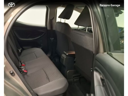 2024 Toyota Yaris YARIS 1.5 HYBRID LUNA €24,995 thumbnail