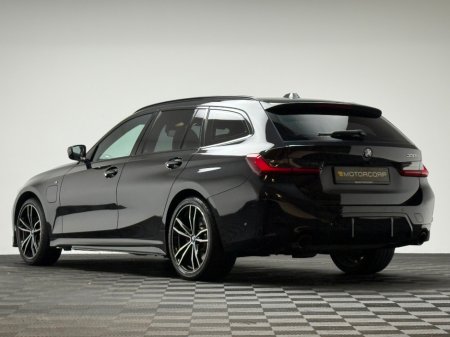 2024 BMW 3 Series - thumbnail 5